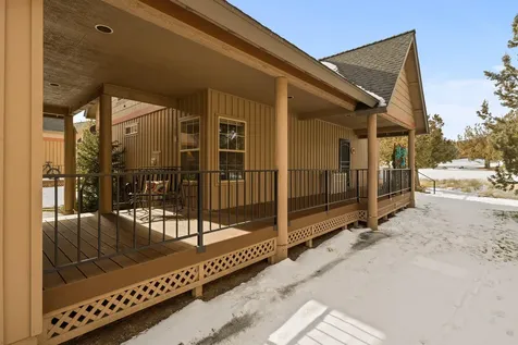 8665 Red Wing Lane Redmond OR 97756