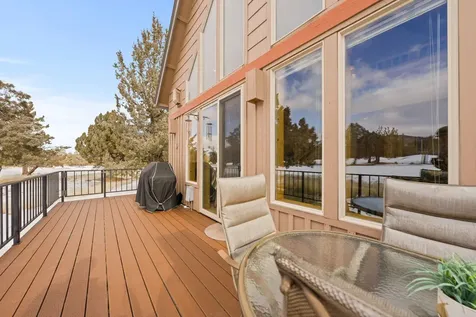 8665 Red Wing Lane Redmond OR 97756