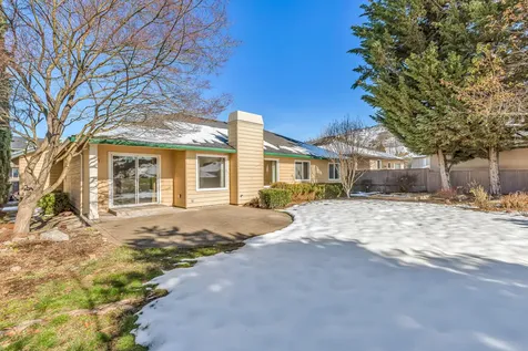 3434 Viewpoint Drive Medford OR 97504