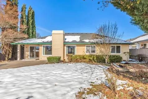 3434 Viewpoint Drive Medford OR 97504