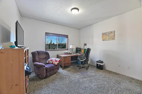 864 Mendolia Way Central Point OR 97502