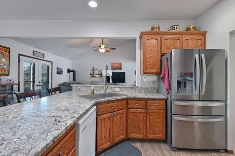 864 Mendolia Way Central Point OR 97502