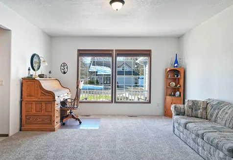 864 Mendolia Way Central Point OR 97502