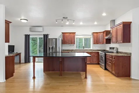 10523 Lower River Road Grants Pass OR 97526