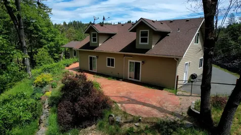 10523 Lower River Road Grants Pass OR 97526