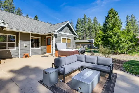 59922 Navajo Road Bend OR 97702
