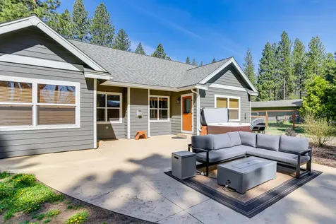 59922 Navajo Road Bend OR 97702