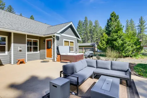 59922 Navajo Road Bend OR 97702