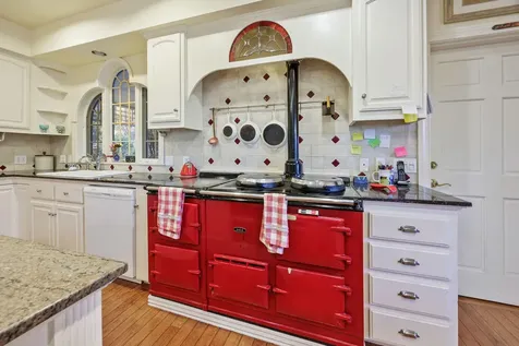 735 S Mountain Avenue Ashland OR 97520