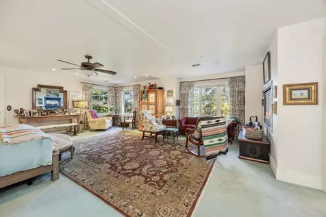 735 S Mountain Avenue Ashland OR 97520
