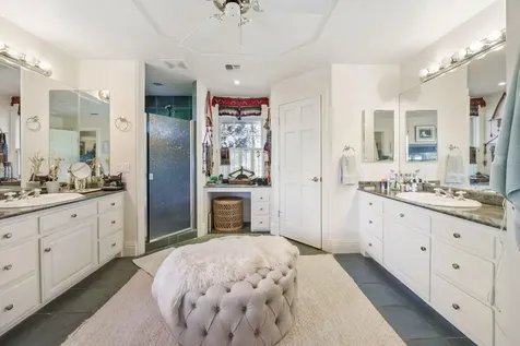 735 S Mountain Avenue Ashland OR 97520
