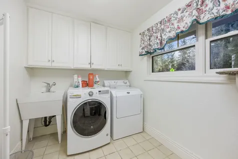 735 S Mountain Avenue Ashland OR 97520