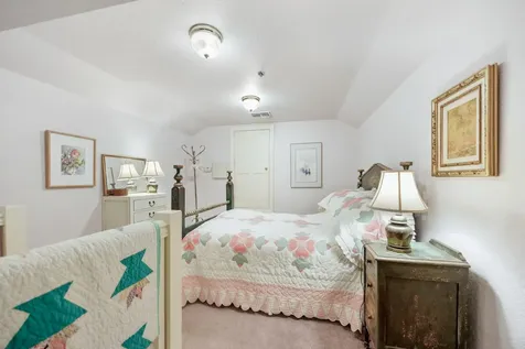 735 S Mountain Avenue Ashland OR 97520