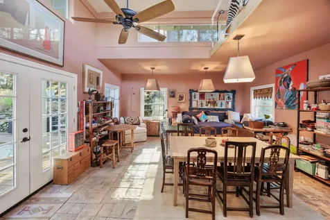 735 S Mountain Avenue Ashland OR 97520