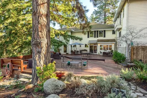 735 S Mountain Avenue Ashland OR 97520