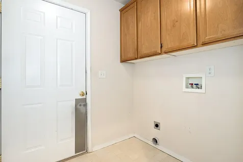 2524 Parkwood Village Lane Central Point OR 97502