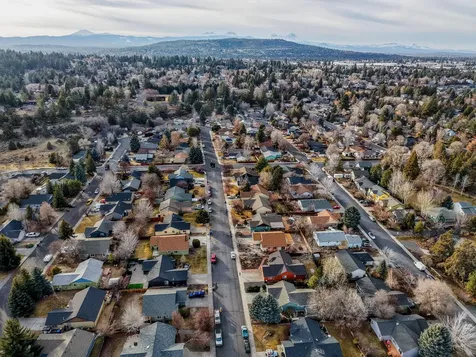 1929 NE Cobble Creek Avenue Bend OR 97701