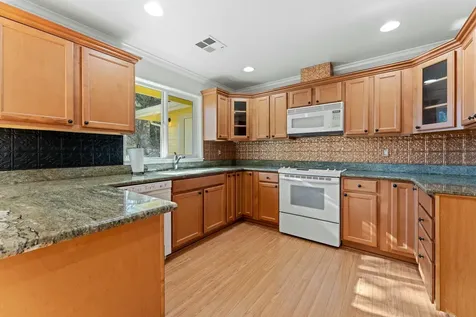 1313 NW Bellevue Place Grants Pass OR 97526