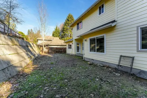1313 NW Bellevue Place Grants Pass OR 97526