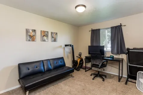 845 NW Maple Lane Redmond OR 97756