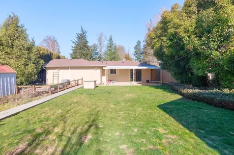 1345 E Park Street Grants Pass OR 97527