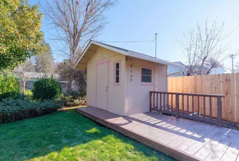 1345 E Park Street Grants Pass OR 97527
