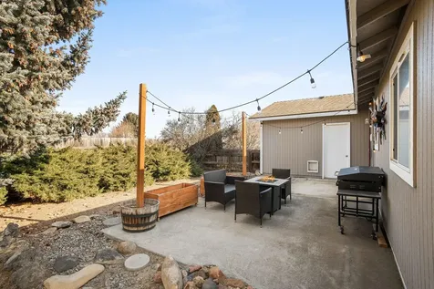 2443 SW 31st Street Redmond OR 97756