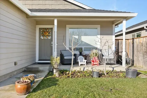 341 Isabel Drive Medford OR 97501