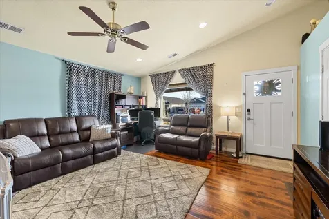 341 Isabel Drive Medford OR 97501