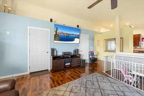 341 Isabel Drive Medford OR 97501