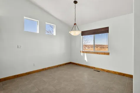 738 NE Marigold Street Madras OR 97741