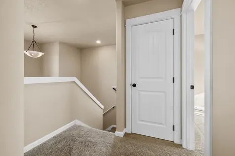 739 NE Marigold Street Madras OR 97741