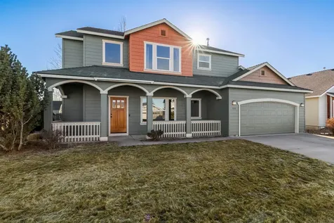 739 NE Marigold Street Madras OR 97741