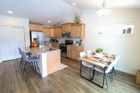 3860 SW Pumice Avenue Redmond OR 97756