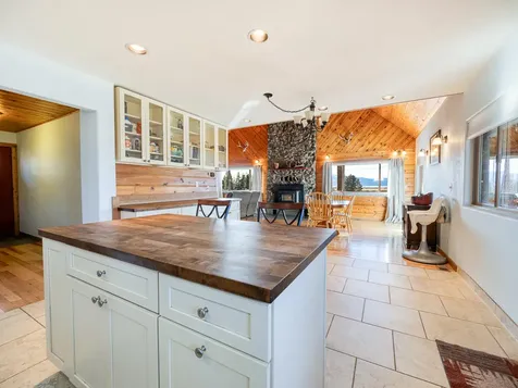 40202 Highway 62 Chiloquin OR 97624