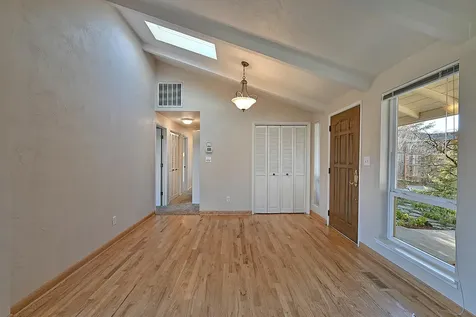 742 Fairway Court Ashland OR 97520