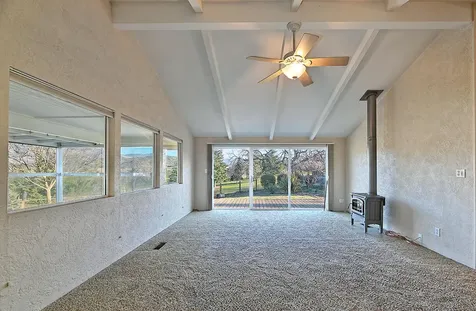 742 Fairway Court Ashland OR 97520