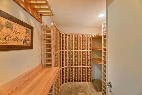 742 Fairway Court Ashland OR 97520