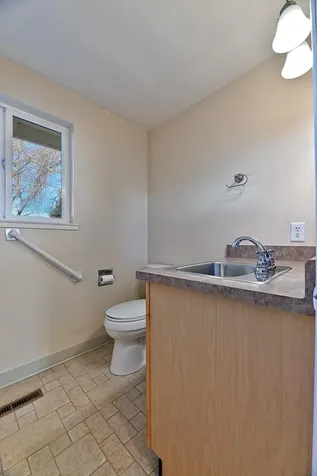 742 Fairway Court Ashland OR 97520