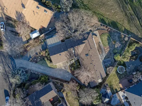 742 Fairway Court Ashland OR 97520
