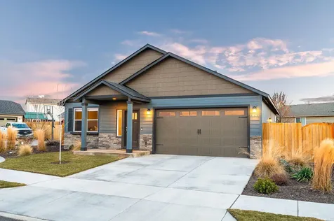 920 NW Teak Court Redmond OR 97756