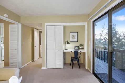 345 Ravenwood Place Ashland OR 97520