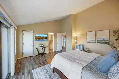 345 Ravenwood Place Ashland OR 97520