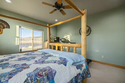 11251 Crystal Springs Road Klamath Falls OR 97603