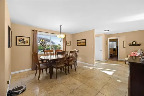 3023 Crystal Mountain Avenue Medford OR 97504