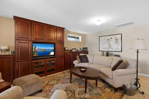 3023 Crystal Mountain Avenue Medford OR 97504