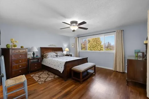3023 Crystal Mountain Avenue Medford OR 97504