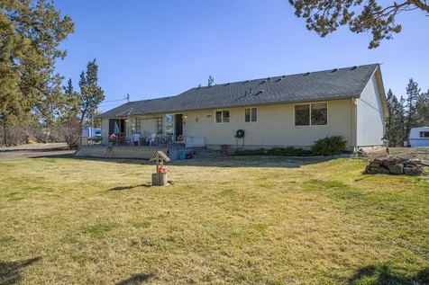 5975 NE 41st Street Redmond OR 97756