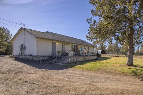 5975 NE 41st Street Redmond OR 97756