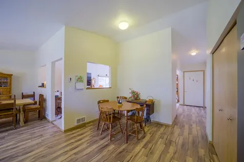5975 NE 41st Street Redmond OR 97756